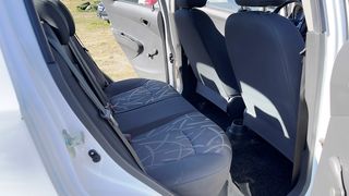 Chevrolet Spark 2013-thumb-14