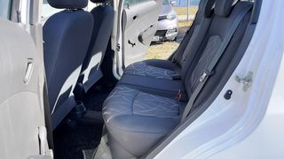 Chevrolet Spark 2013-thumb-15