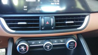 Alfa Romeo Giulia 2017 2.2 Diesel Super AT8-thumb-14