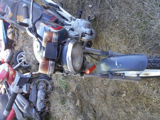 HONDA CB TWO FIFTY-thumb-5