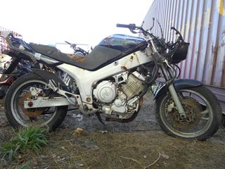 YAMAHA TDM 850-thumb-4