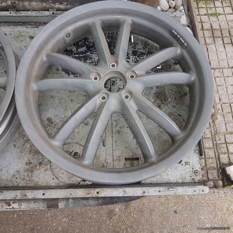 2 ΖΆΝΤΕΣ beverly 250i 