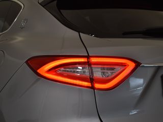 Maserati Levante 2017 --thumb-8