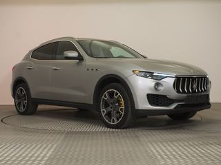Maserati Levante 2017 --thumb-15