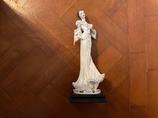  αγαλματακι πορσελανης capodimonte