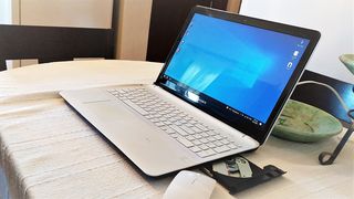 Laptop Sony VAIO-thumb-1
