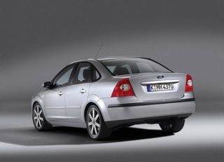 ΟΠΙΣΘΙΟ ΠΑΡΜΠΡΙΖ FORD FOCUS 4D 04-11