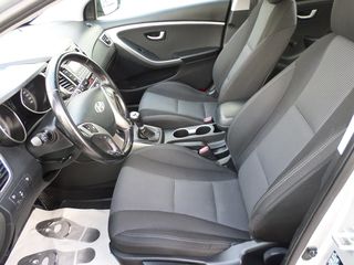 Hyundai i 30 2014-thumb-8