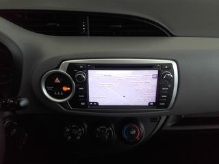 ΟΘΟΝΗ YARIS -thumb-3