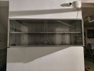 Ανοξείδωτη Επιτοίχια Ποτηριέρα με Γυάλινες Συρόμενες Πόρτες 155*58*37