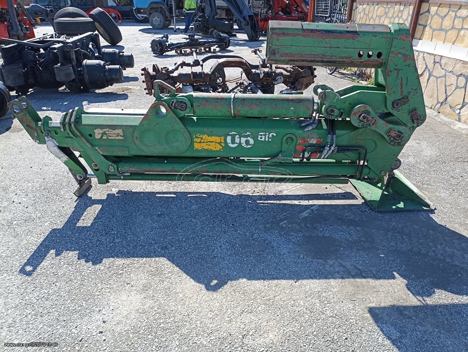 Γερανοί Hiab 2000