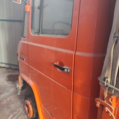 Καρότσα Mercedes-Benz 1982 407-thumb-1