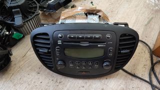 ραδιο/CD απο Hyundai i10 2012