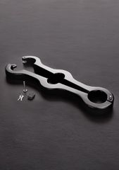 Genitals to Arms Pillory-thumb-1