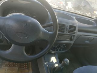 Renault Clio 2001 CLIO 1200-thumb-8