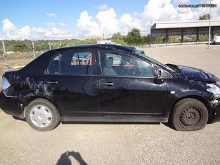 Nissan Tiida '11-thumb-4