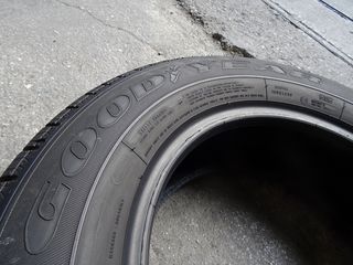 2TMX 215-65-16C GOODYEAR CARGO VECTOR DOT2418-thumb-3