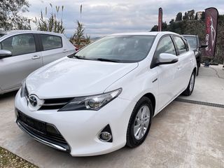 Toyota Auris '13  1.8 Hybrid  ΑΡΙΣΤΟ