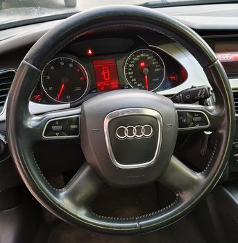 ΤΙΜΟΝΙ AUDI