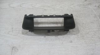Πλαίσιο οθόνης ενδείξεων και τμήμα ταμπλό από Opel Meriva B 2011-2017 
