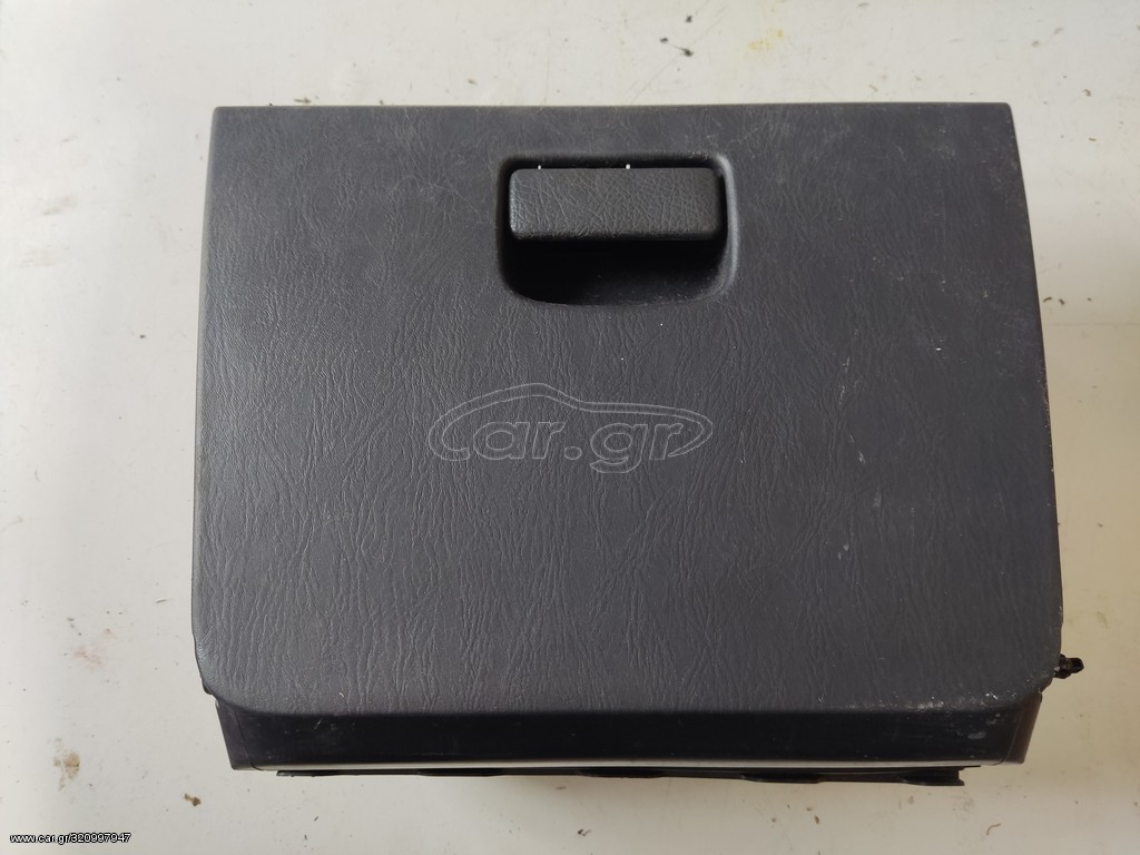 Ντουλαπάκι SUZUKI IGNIS 00-03