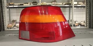 ΦΑΝΑΡΙ VOLKSWAGEN GOLF 4 ΠΙΣΩ ΔΕΞΙΑ