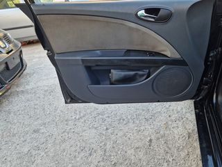 Seat Leon 2007-thumb-8
