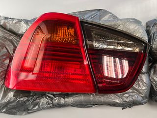 Σετ original πισω φαναρια BMW E90-thumb-1