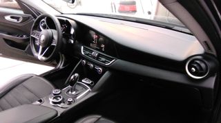 Alfa Romeo Giulia 2018 2.1 Diesel Super AT8-thumb-11