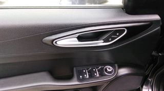 Alfa Romeo Giulia 2018 2.1 Diesel Super AT8-thumb-16