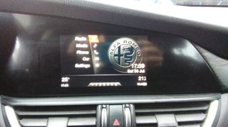 Alfa Romeo Giulia 2018 2.1 Diesel Super AT8-thumb-19