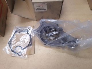ΑΝΤΛΙΑ ΝΕΡΟΥ MITSUBISHI ECLIPSE 2.0 cc '92- '94 (MD972052) WATER PUMP KIT