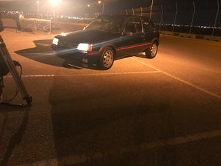 Peugeot 205 1986 GTI-thumb-15