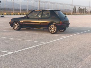 Peugeot 205 1986 GTI-thumb-10