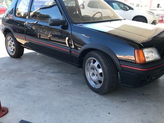 Peugeot 205 1986 GTI-thumb-17
