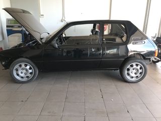 Peugeot 205 1986 GTI-thumb-31