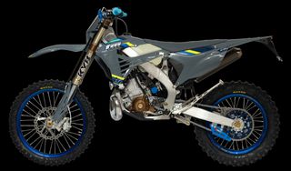 TM EN 300 2T 2026 EN300Fi 2T CORSE-thumb-1