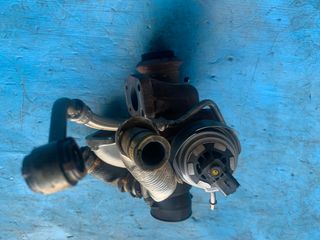 VOLVO V40 TURBO-thumb-2