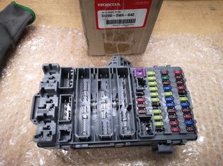 ΑΣΦΑΛΕΙΟΘΗΚΗ ΔΙΑΧΕΙΡΙΣΗΣ ΚΑΜΠΙΝΑΣ HONDA CR-V '08- '09 / CR-V CTDI DIESEL '08- '09 (38200SWAG42)