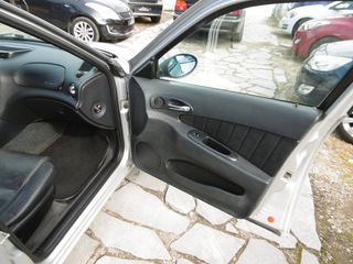 Alfa Romeo Alfa 156 1999 16V T.Spark-thumb-18