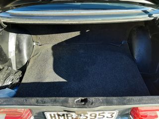 Mercedes-Benz E 230 1984-thumb-13