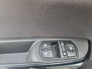 Opel Corsa 2016 1.2 TWINPORT-thumb-12