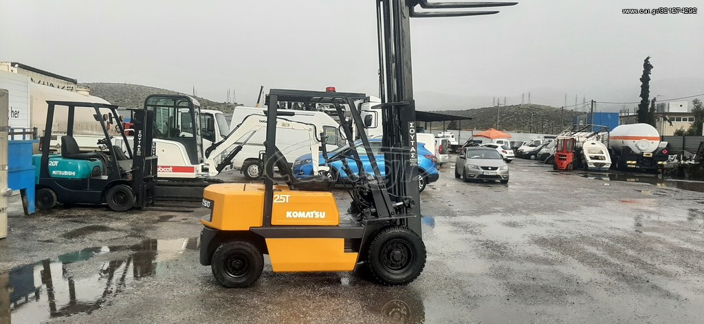 Komatsu 2001 Αγοράζω κλαρκ μετρητής