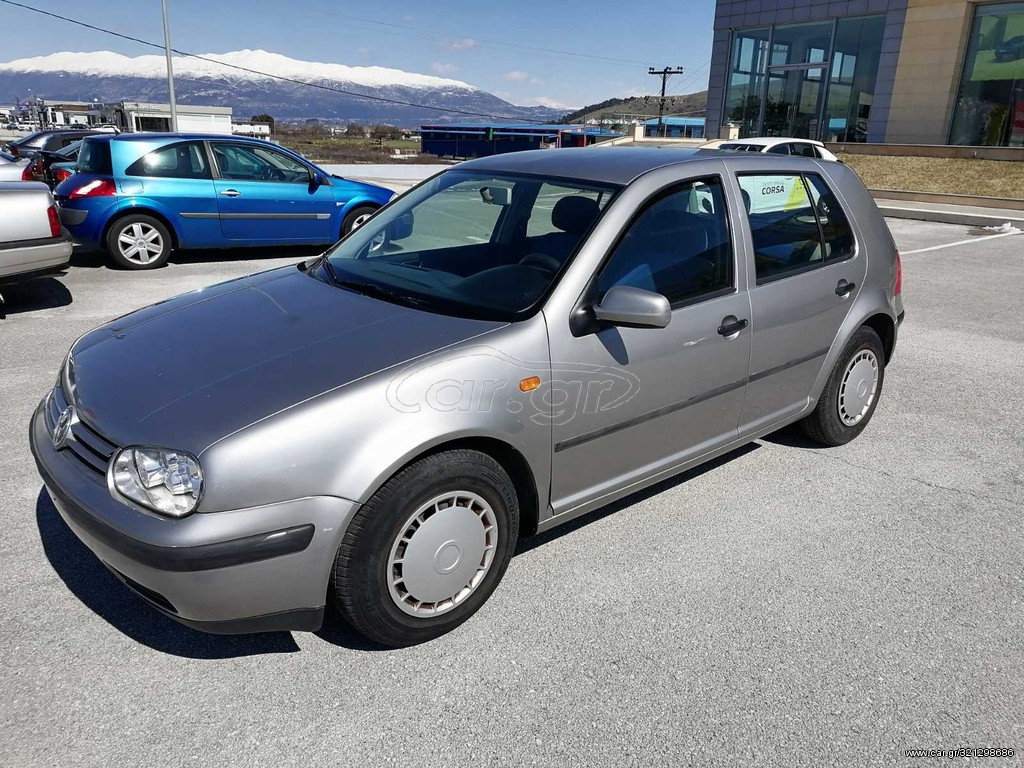 Volkswagen Golf 2000