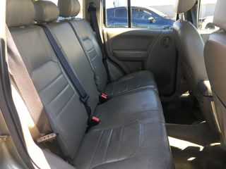 Jeep Cherokee 2004 Sport-thumb-12