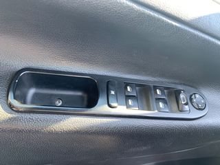 Διακόπτες παραθύρων Peugeot 207