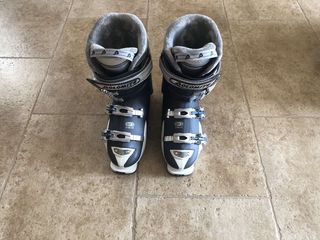 Snowsport footwear '11