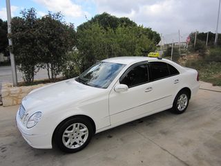 Mercedes-Benz E 220 2004