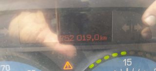 Renault 2002-thumb-6