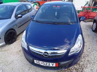 Opel Corsa 2012-thumb-2